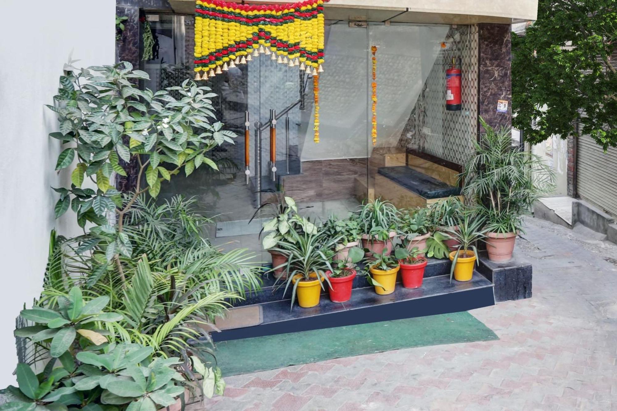 Hotel O Jammu Near Ragunath Bazaar Formerly Goodwill Zewnętrze zdjęcie